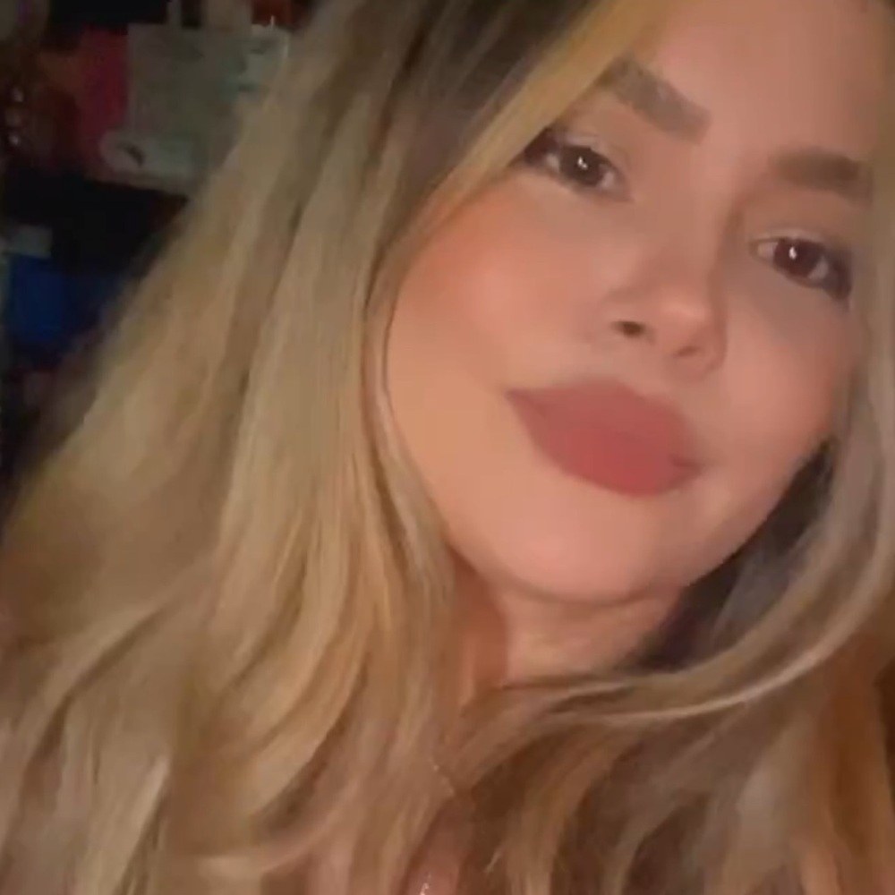 Meet your Posher, Alicia